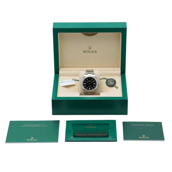Rolex Oyster Perpetual 124300